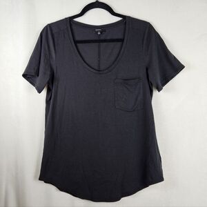 Babaton Black Basic Essential Lightweight Scoop NeckTee Shirt Size Medium